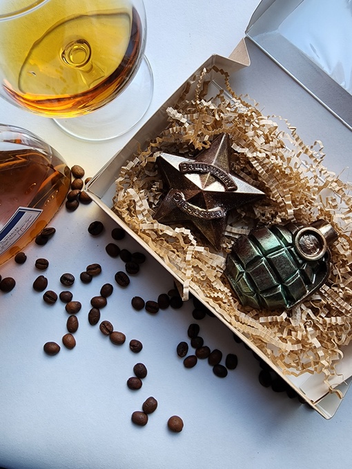 Подарочный набор "Звезда и граната"